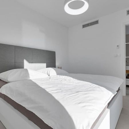 Apartman Delux With Private Pool - Makarska Exklusiv ทูแชพี ภายนอก รูปภาพ
