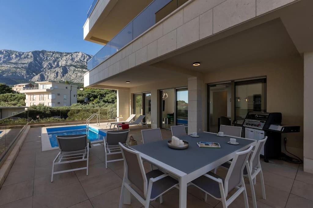 Apartman Delux With Private Pool - Makarska Exklusiv ทูแชพี ภายนอก รูปภาพ